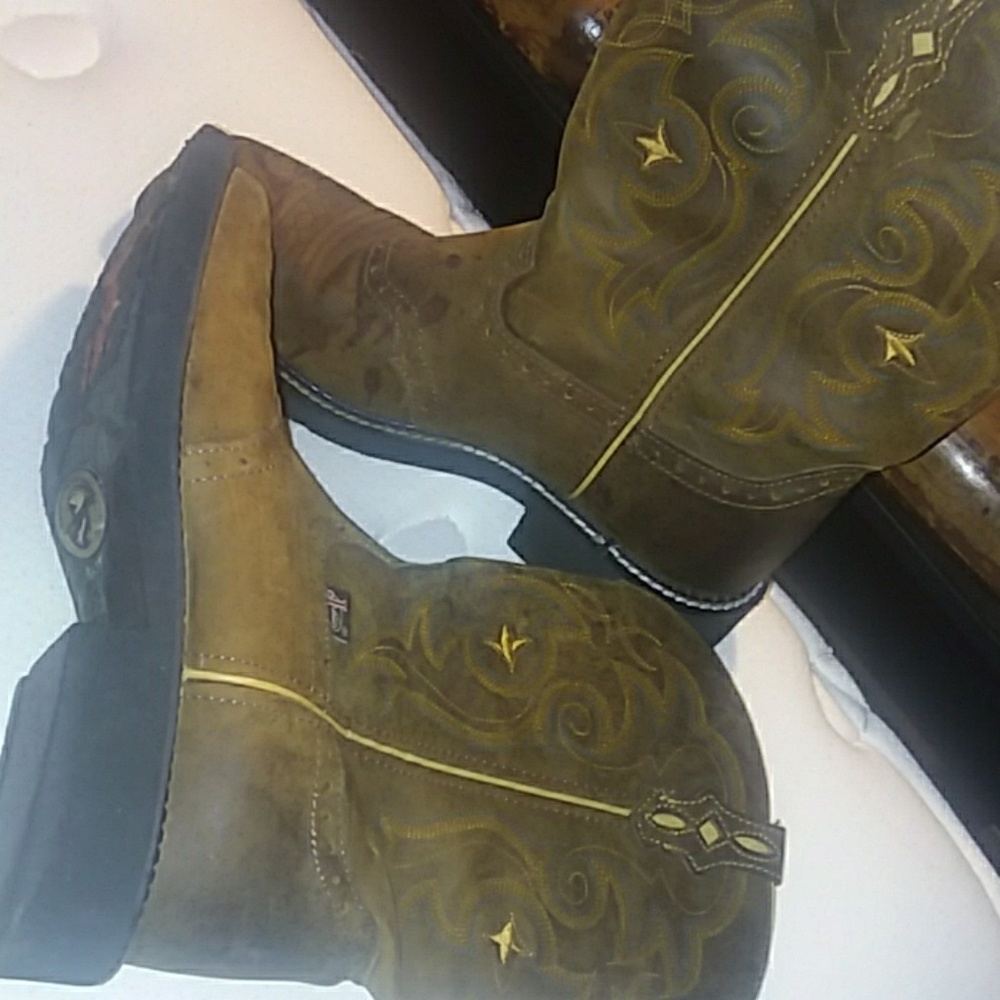 I'm selling Justin boots any offers!